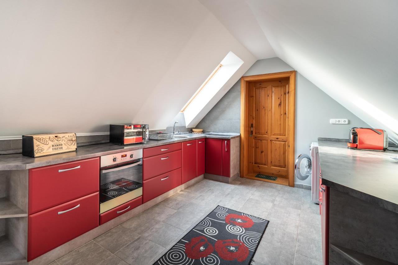 קסזטלי Buzavirag Apartman מראה חיצוני תמונה
