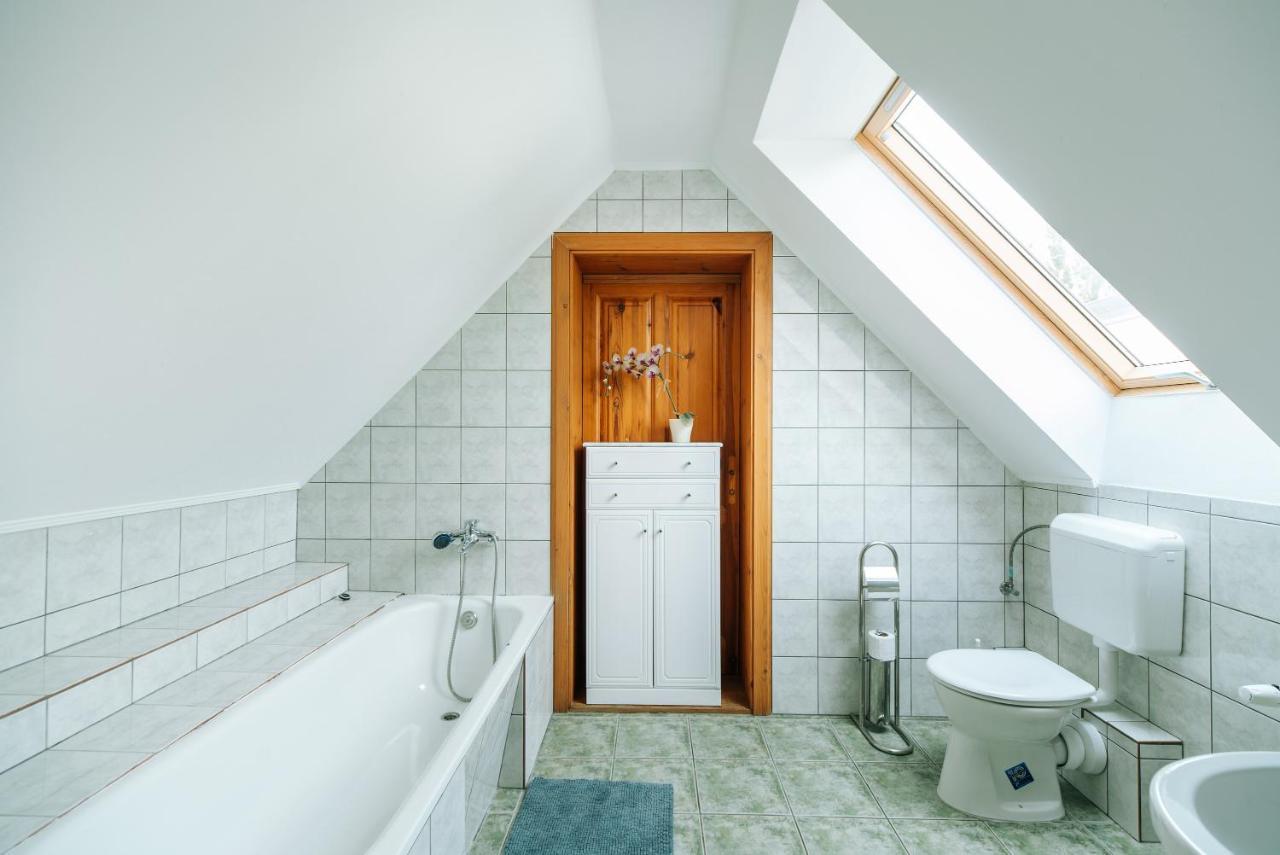 קסזטלי Buzavirag Apartman מראה חיצוני תמונה